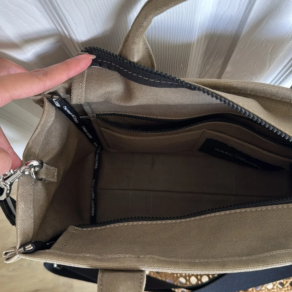 Marc Jacobs - The Tote Bag - Picture 6 of 10